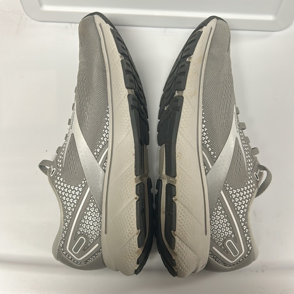 Brooks Ghost 14 Gray Sneakers - Picture 7 of 8